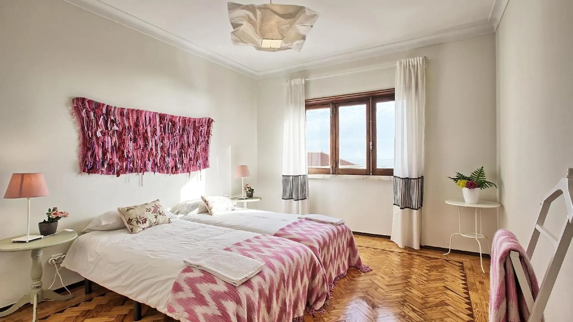 Apartment Studio Fuer 20 Personen In Lissabon, Regio De Lisboa Costa De Lisboa