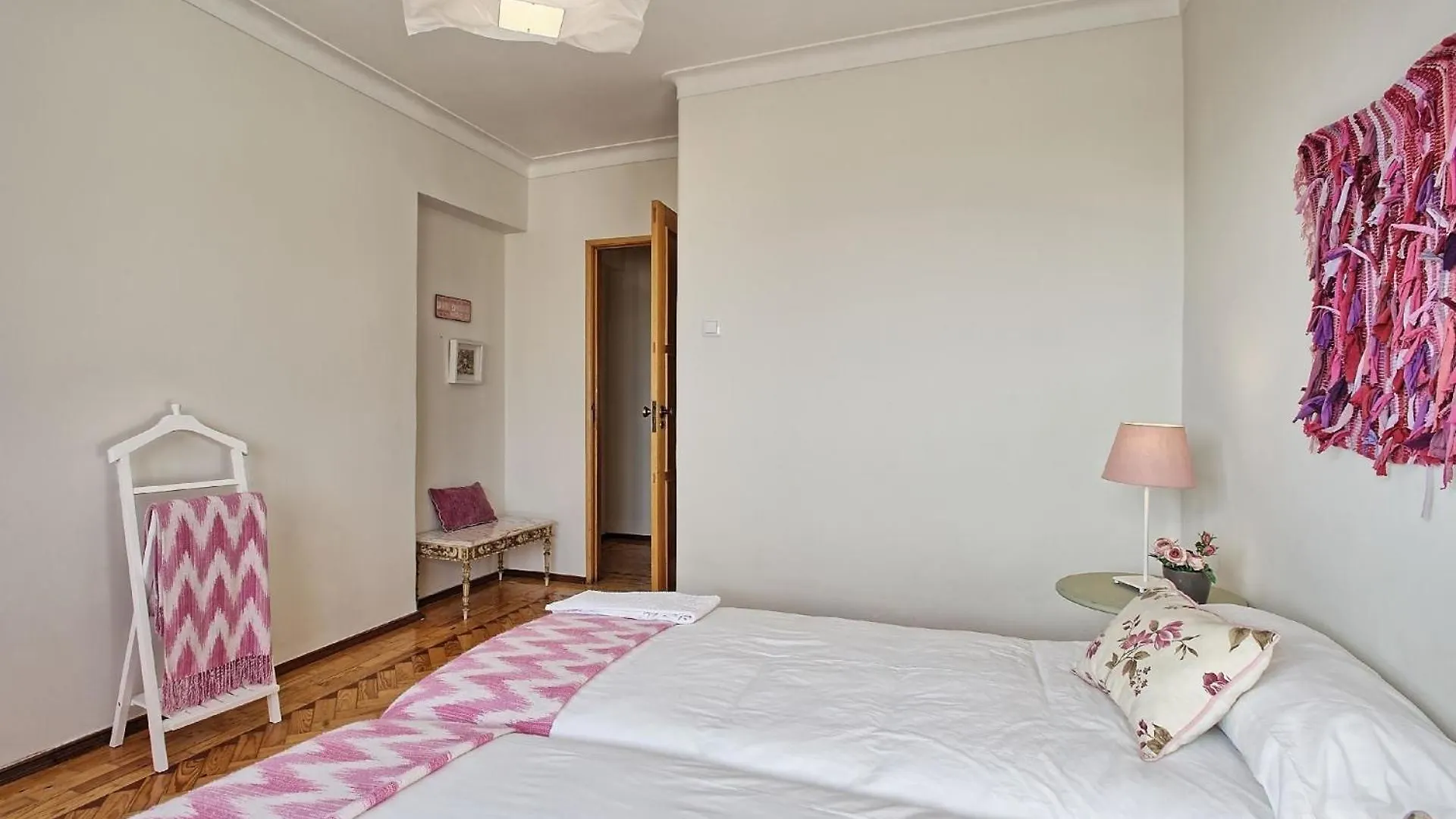 Apartment Studio Fuer 20 Personen In Lissabon, Regio De Lisboa Costa De Lisboa Portugal