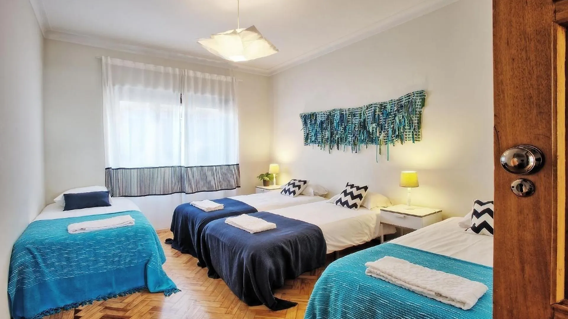 Studio Fuer 20 Personen In Lissabon, Regio De Lisboa Costa De Lisboa
